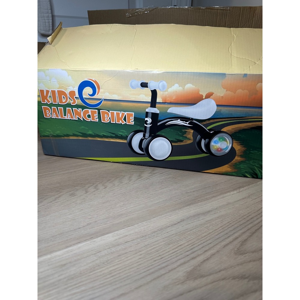 Kids Balance Bike Black Four Wheel Ride On Toy Colorful Lights New‎